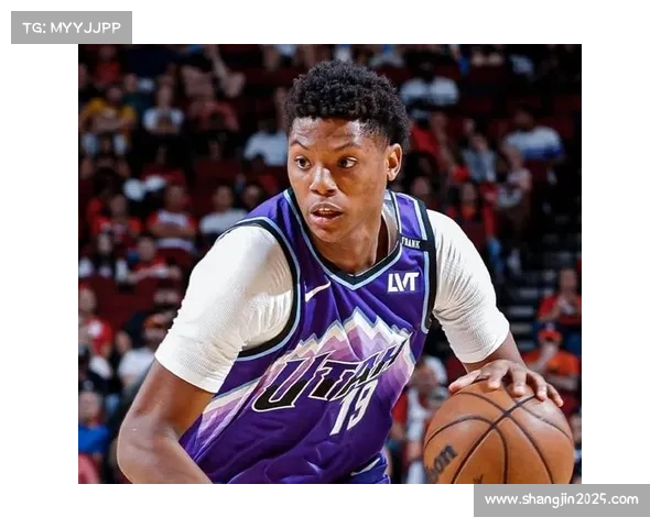 爵士贝利髋部拉伤退赛新秀亮眼场均10.7分表现 爵士贝利髋部拉伤退赛新秀亮眼场均10.7分表现