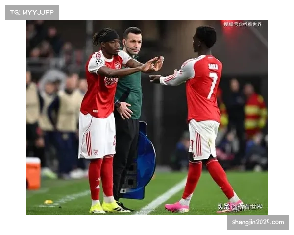 关键突破：萨卡在比赛第78分钟于右肋部完成人球分过